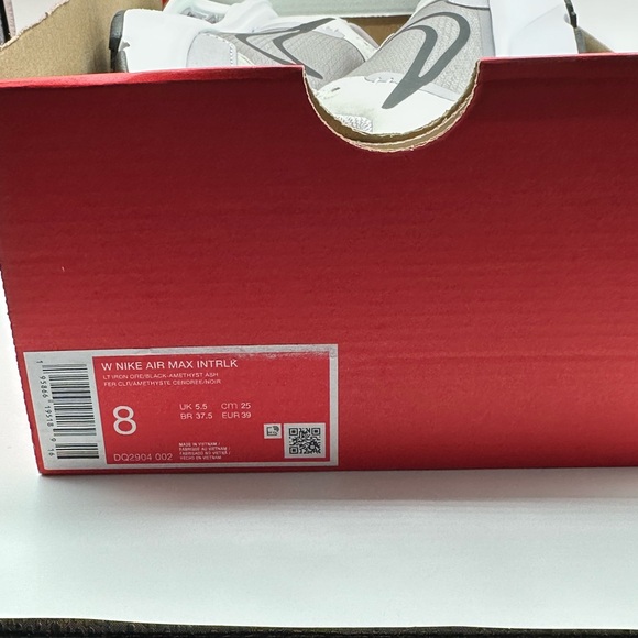 Women’s Nike Air Max Interlock Sizes 8,9 Shoes Grey Purple Amethyst DQ2904-002 - Picture 12 of 14